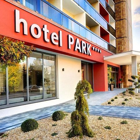 Hotel Park Дольни-Кубин Экстерьер фото