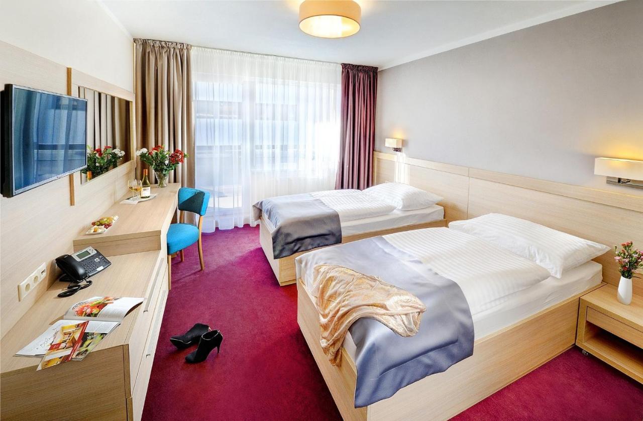 Hotel Park Дольни-Кубин Экстерьер фото